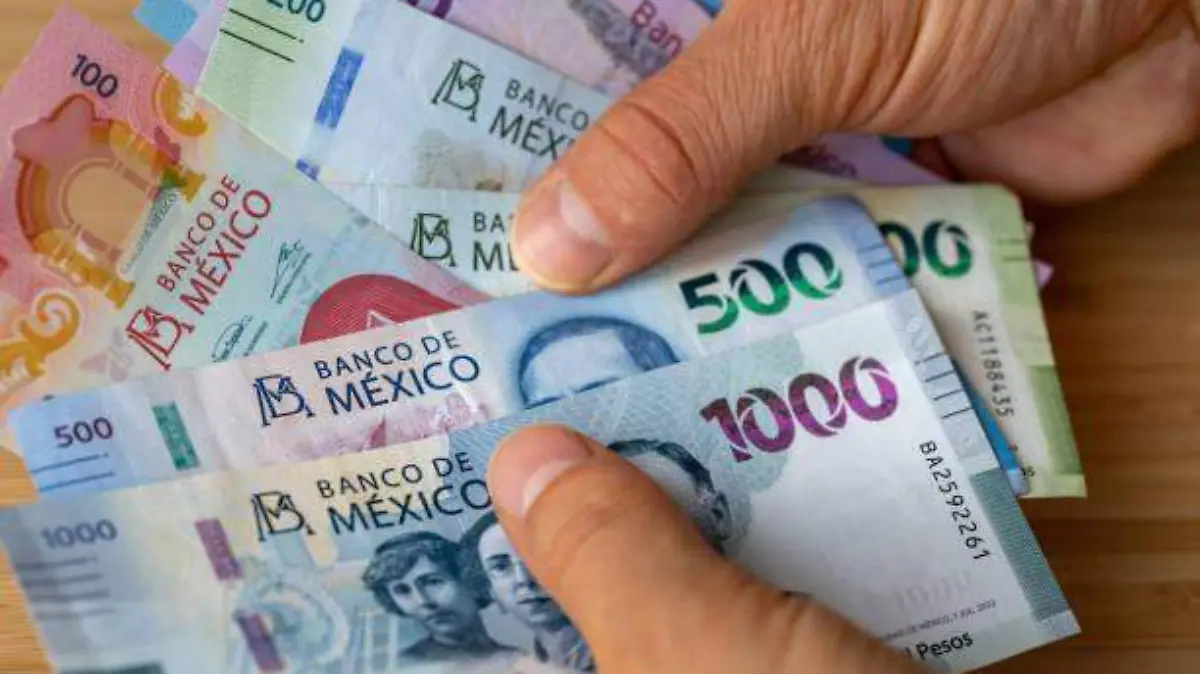 DINERO EN EFECTIVO